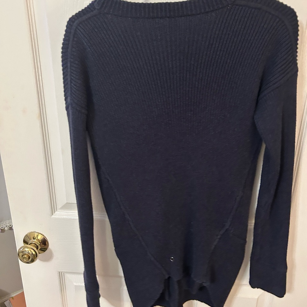 Lululemon Navy blue cardigan. Size 6 - Picture 3 of 3